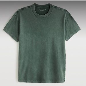 A&F | L | NWT green men’s large essential tee shirt new t-shirt Abercrombie